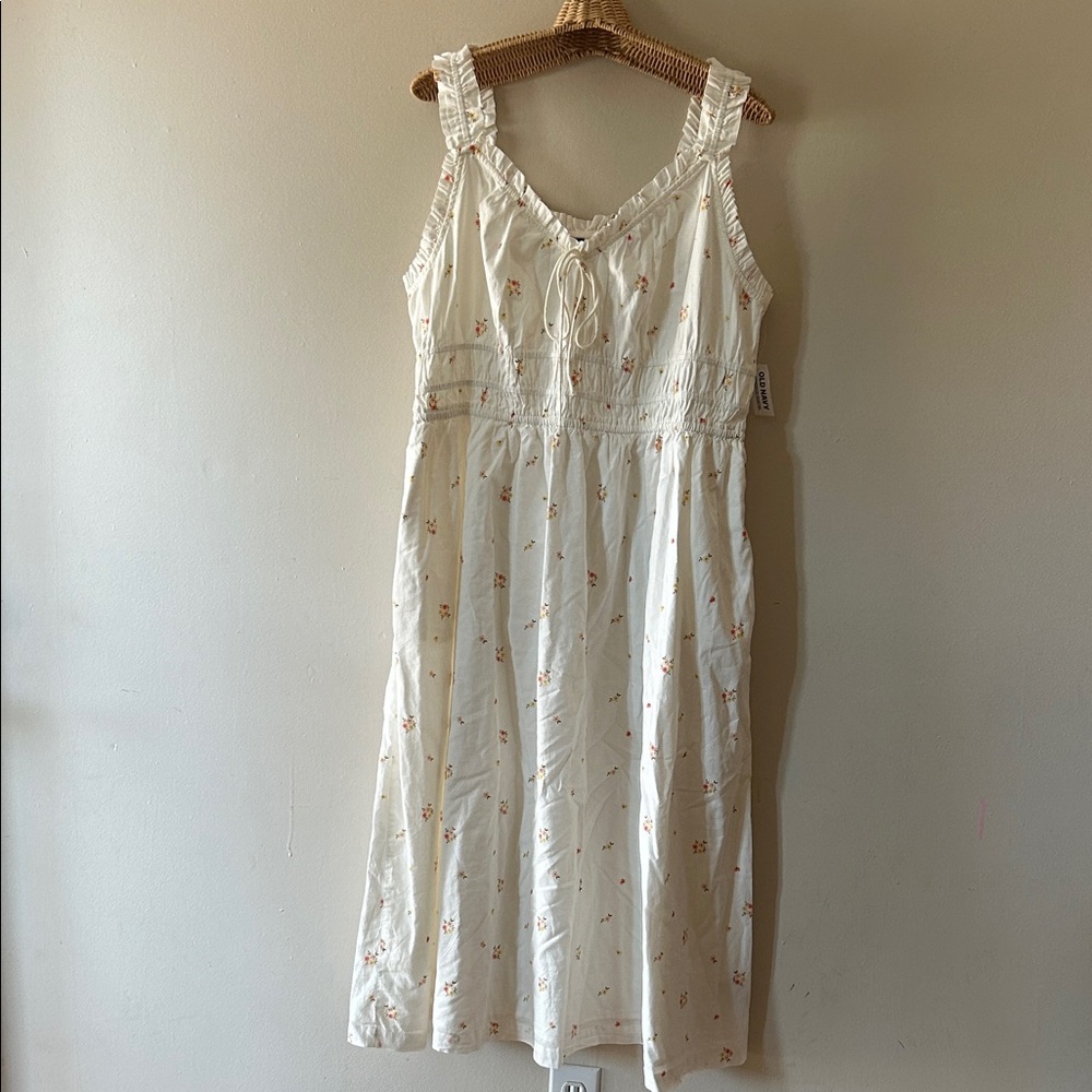 Old Navy Floral White Summer Dress size extra large NWT